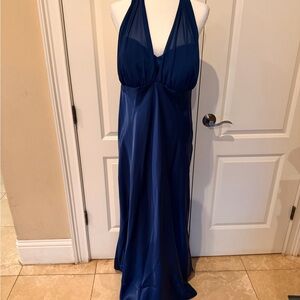 Elegant Blue Halter Maxi Dress Great Silhouette Size XL/16